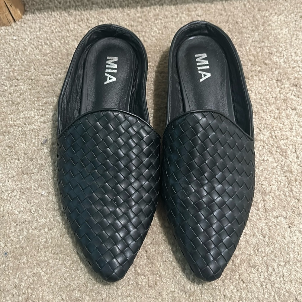 MIA Black Woven Mules